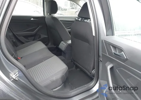 2024 Volkswagen Jetta 1.5T S z USA, uszkodzony, nr VIN 3VW5M7BU0RM096593